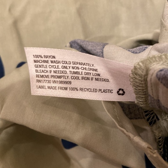 Original Use Mens Short Sleeve Button Down
Camp Shirt Green Blue Floral - Picture 5 of 5